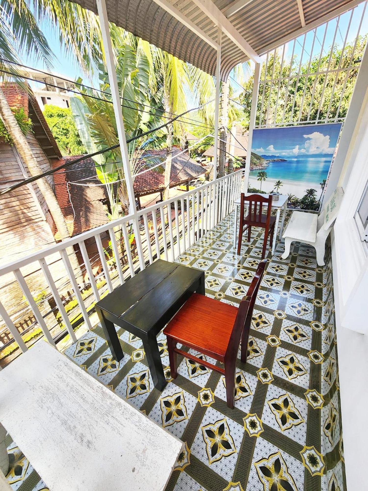 Hai Phuong Tuyen Guesthouse Duong Dong Exterior foto