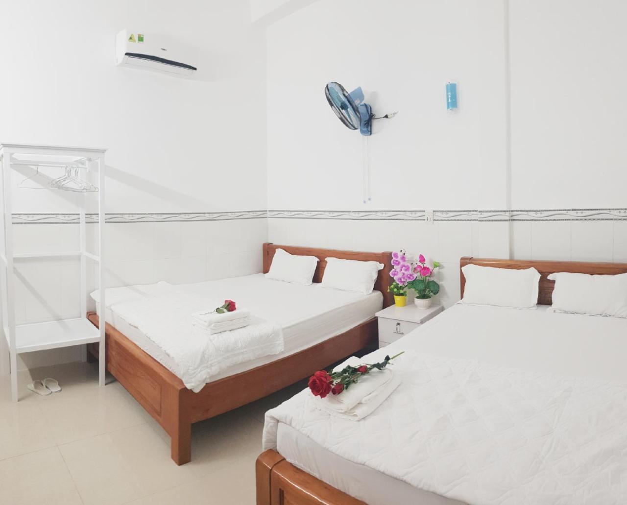 Hai Phuong Tuyen Guesthouse Duong Dong Exterior foto