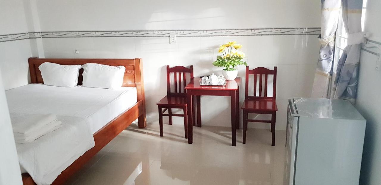 Hai Phuong Tuyen Guesthouse Duong Dong Exterior foto
