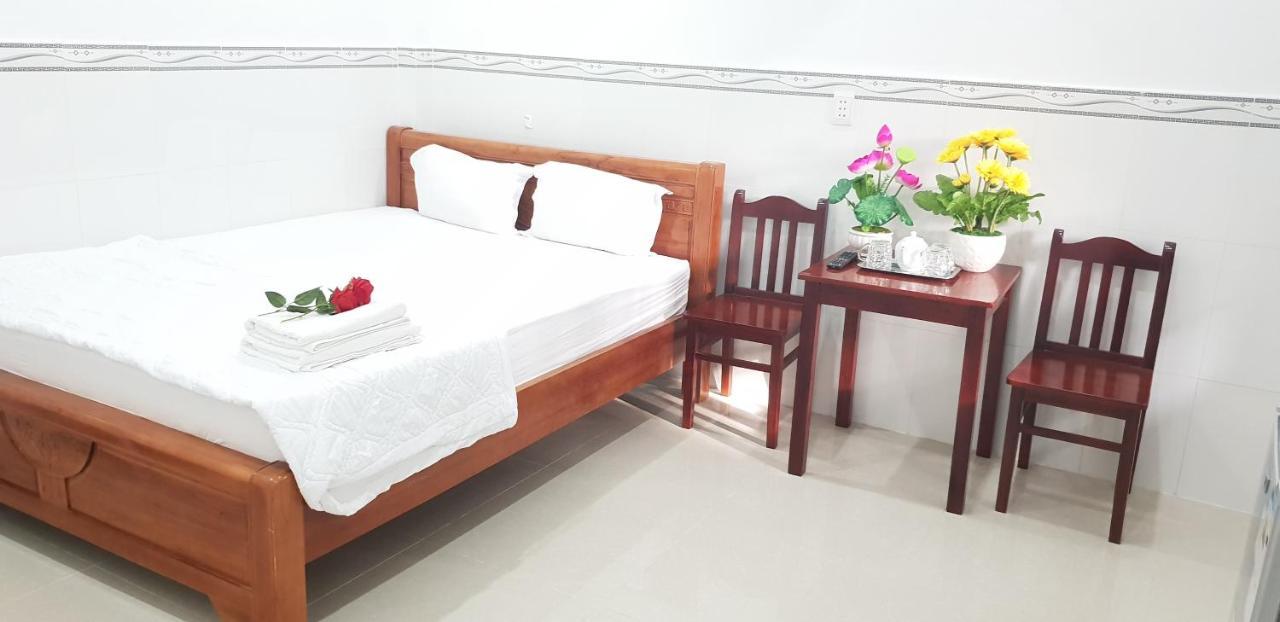 Hai Phuong Tuyen Guesthouse Duong Dong Exterior foto