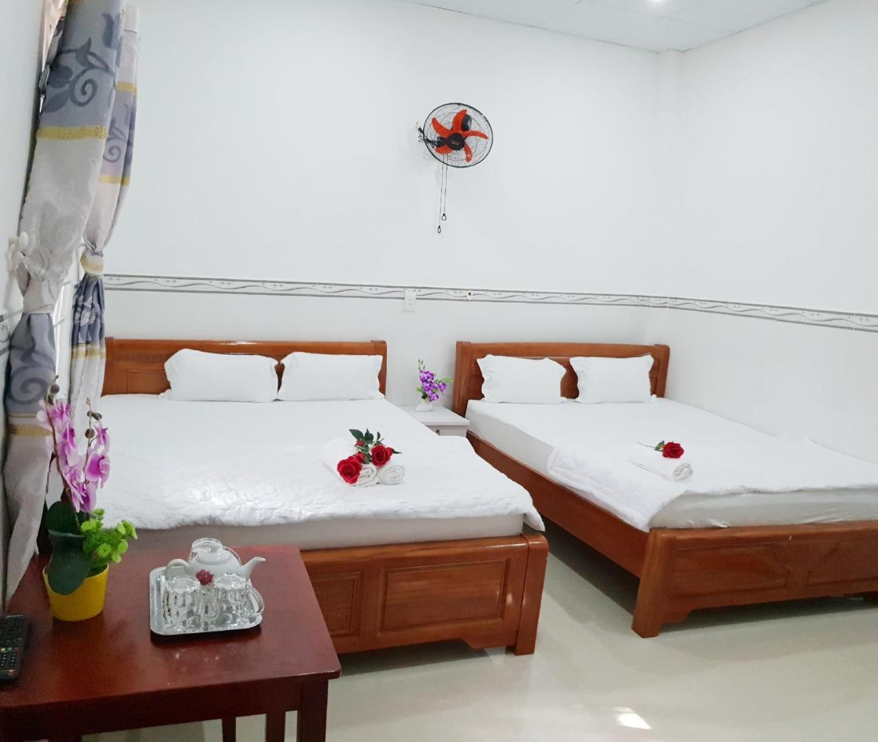 Hai Phuong Tuyen Guesthouse Duong Dong Exterior foto